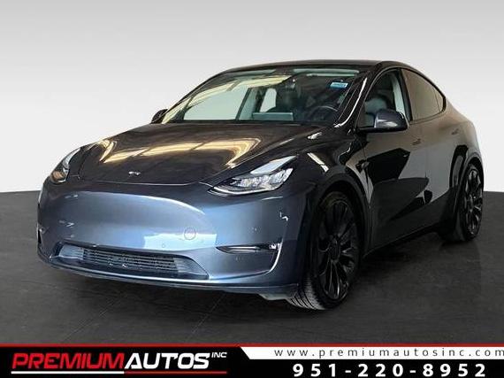 TESLA MODEL Y 2020 5YJYGDEFXLF000421 image